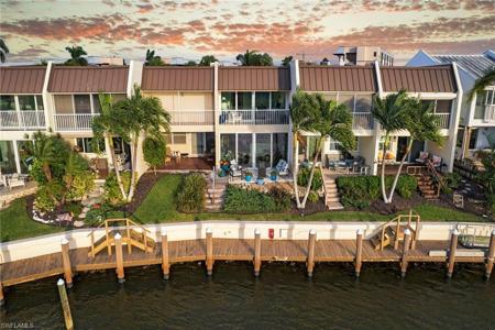 800 River Point DR