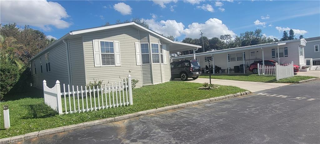 Image 3: front lawn