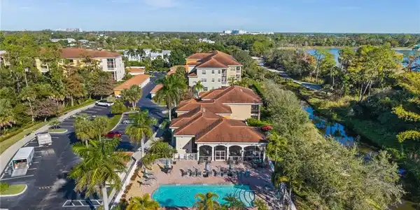 4520 Botanical Place CIR