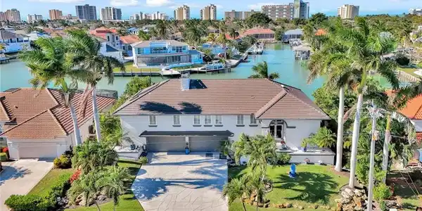 610 Partridge CT