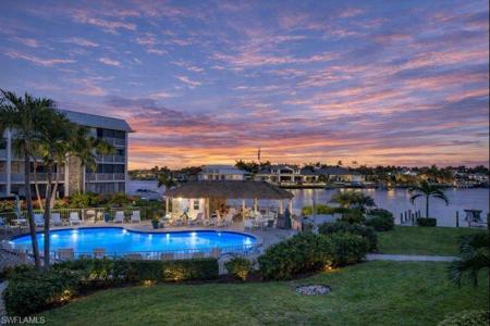 3000 Gulf Shore BLVD N