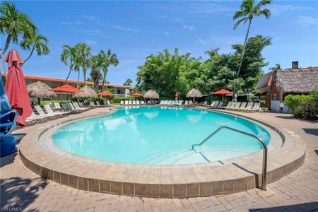 2555 Tamiami TRL N