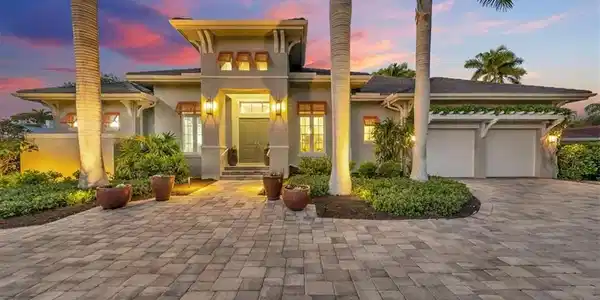 455 Bow Line DR