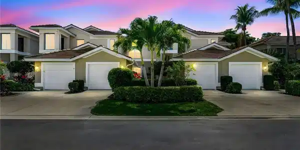 817 Carrick Bend CIR