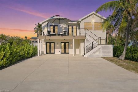 5815 Estero BLVD