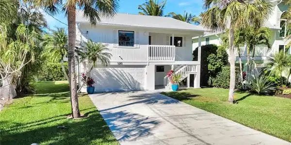 1285 Grand Canal DR