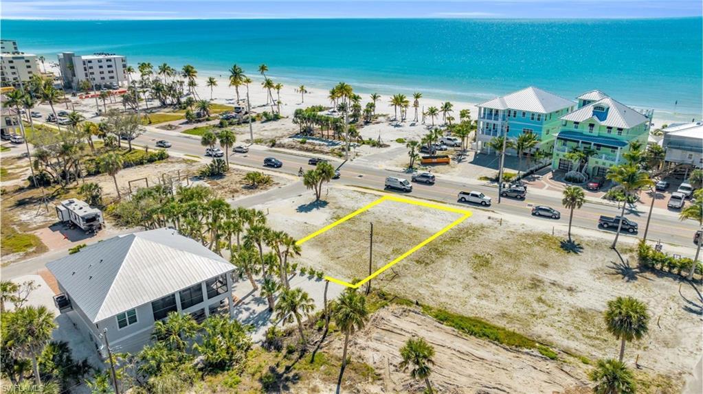 Image 2: Beach access from Coconut and Hercules VIRTUALLY EDITED