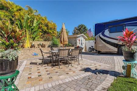 5016 White Sky CIR