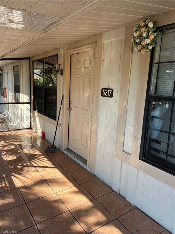 Image 2: Entrance to property
