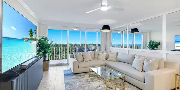 5 Bluebill AVE