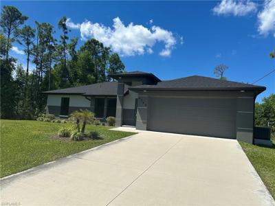4740 NW 39th PL