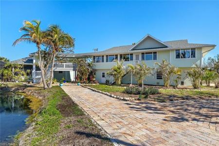 2999 Twin Ponds DR