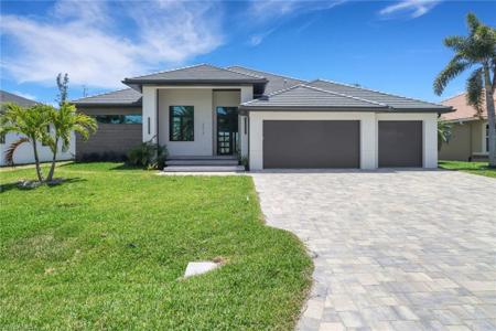 2612 SW 41st TER