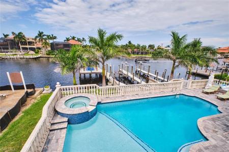 5318 Bayside CT