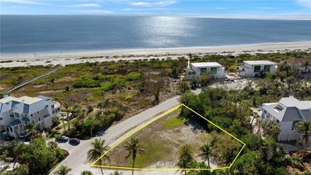 466 E Gulf DR