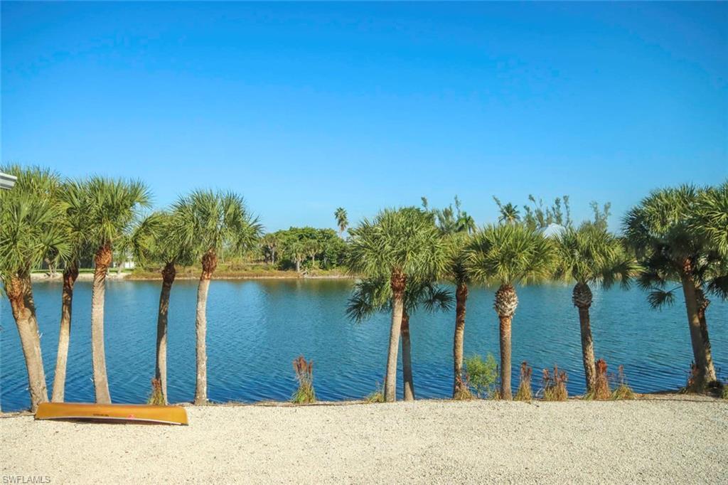 Image 2: Canoe-Kayak Launch