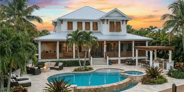 15153 Captiva DR W