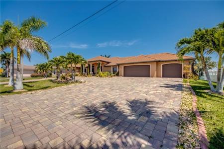 141 SW 39th ST
