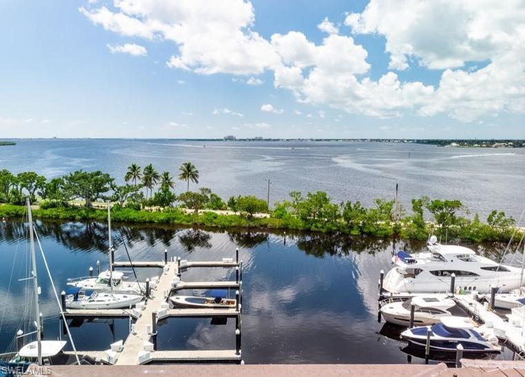 Image 2: Marina-River View