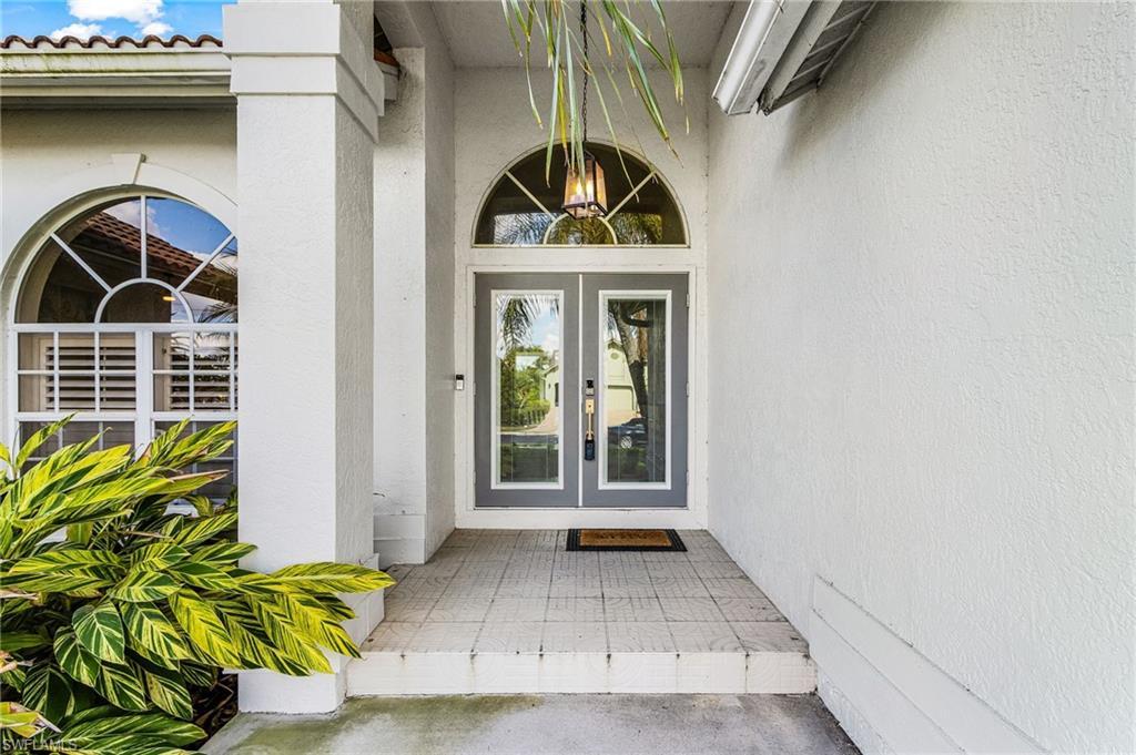 Image 2: Doorway to property