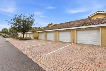1070 Winding Pines CIR