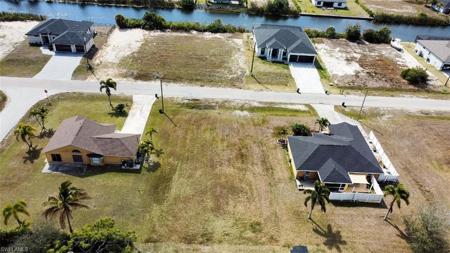 2605 NW 6th TER