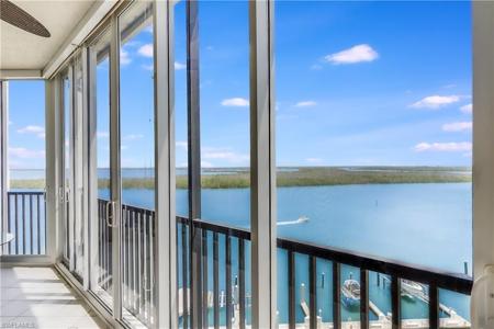 4198 Bay Beach LN