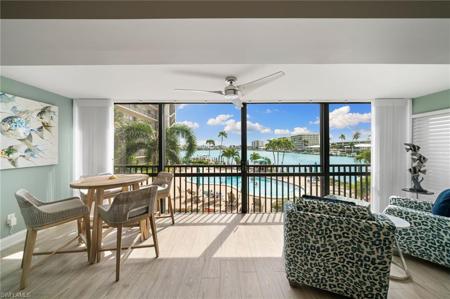 222 Harbour DR