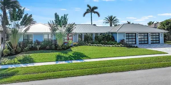 837 Elm CT