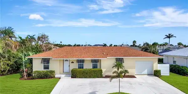 787 Apple CT