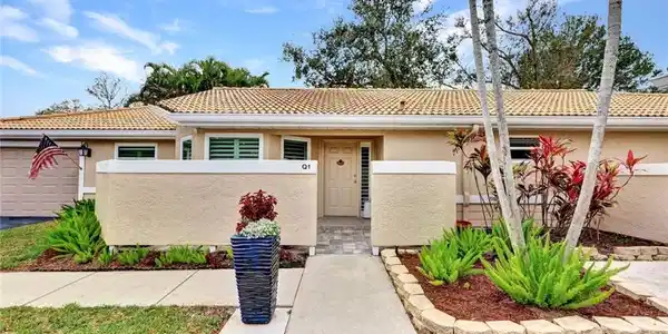 357 Emerald Bay CIR