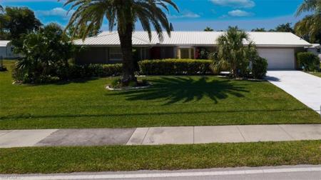 3724 Country Club BLVD