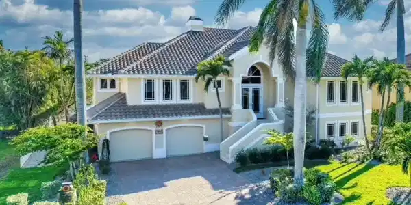 1313 Eagle Run DR