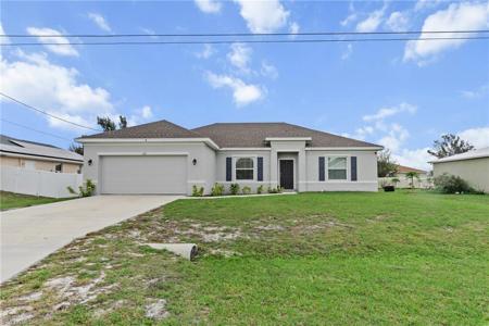 205 SW 25th AVE