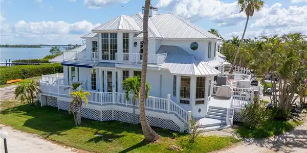506 Useppa Island
