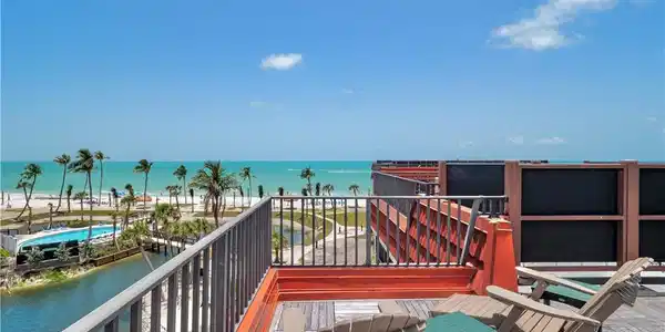 2445 W Gulf DR