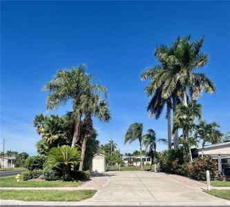 1659 Diamond Lake CIR