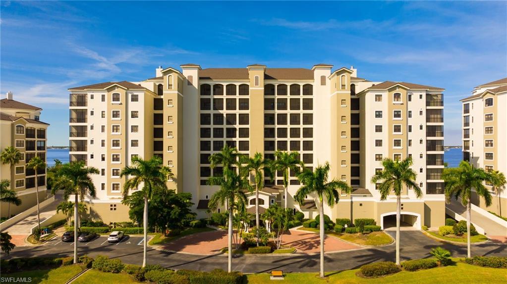 Image 1: Welcome to 11620 Court of Palms