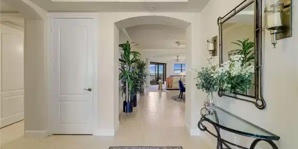 Image 3: Entry Foyer with 9' ceilings