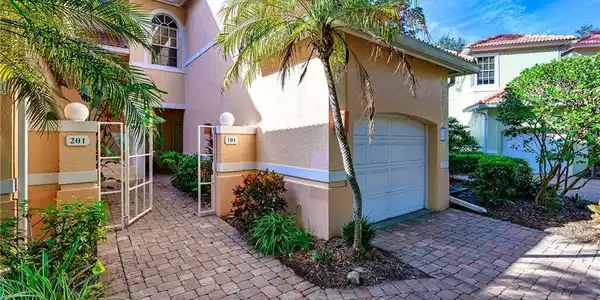 15161 Storrington PL