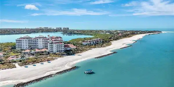 2000 Royal Marco WAY
