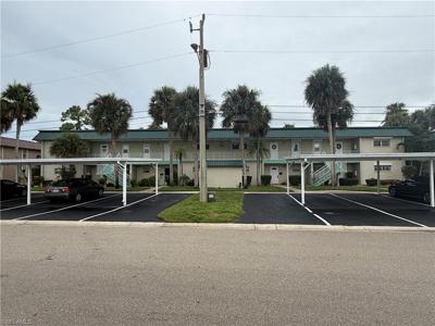 1707 Golf Club DR