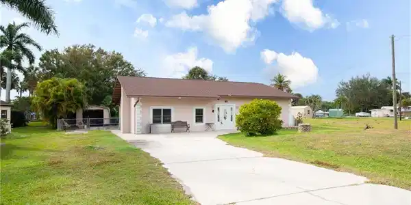 1261 Driftwood DR