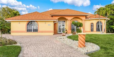 3611 NW 14th ST