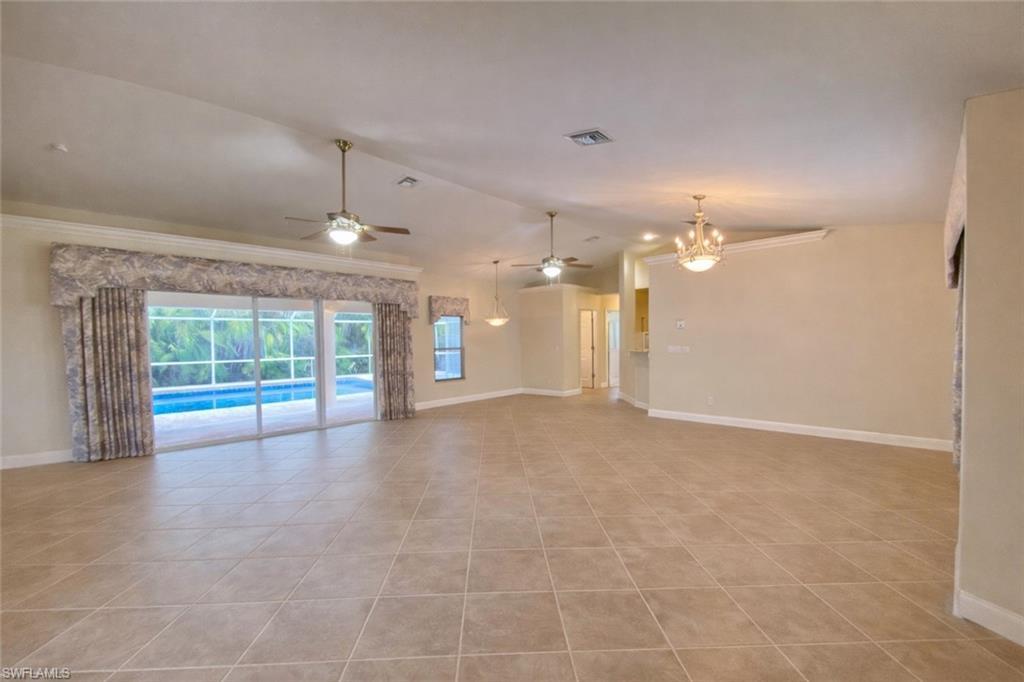 Image 3: Great Room