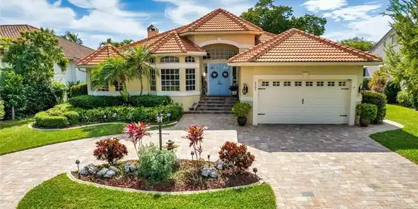 5401 Harborage DR