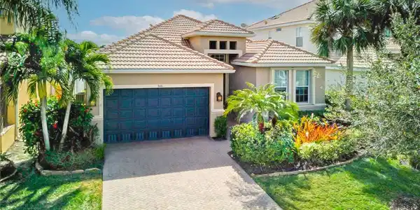 8681 Banyan Bay BLVD