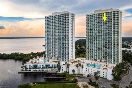 3000 Oasis Grand BLVD