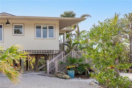 4372 Gulf Pines DR