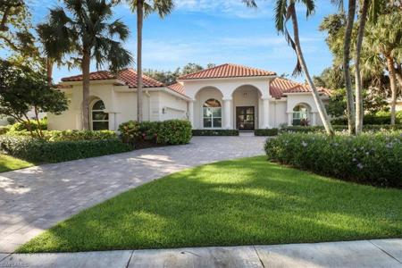 6998 Greentree DR